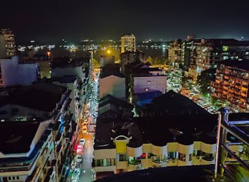myanmar-burma/yangon-region/bar/great-garden-bar