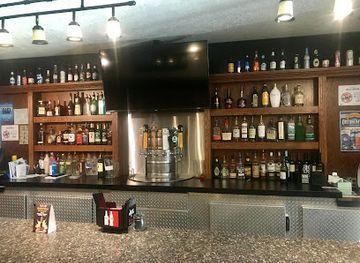 montana/flathead-lake/bar/perfect-shot-tavern