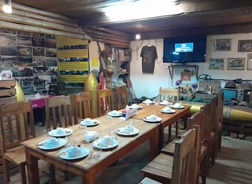 laos/phonsavan/bar/bombie-s-restaurant