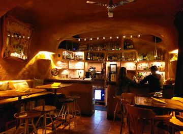 czechia/prague/old-town/bar/orange-bar-prague