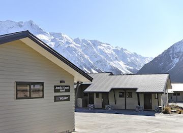 new-zealand/mount-cook-national-park/bar/aoraki-court