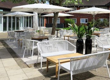 united-kingdom/buckinghamshire/bar/the-courtyard