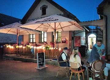 czechia/vysocina/bar/pub