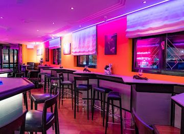 liechtenstein/furstin-gina-weg/bar/viva