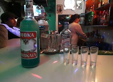 guatemala/panajachel/bar/element