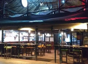 madagascar/nosy-be/bar/couleur-kafe