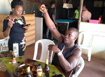 uganda/acholi/bar/high5-bar-lounge