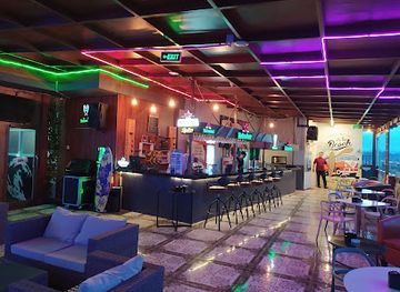 indonesia/kalimantan/bar/orion-sky-bar-rooftop