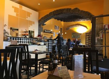 italy/bergamo/citta-alta/bar/botticelli