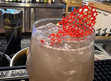 northern-mariana-islands/tinian/bar/lone-fox-bistro-lounge