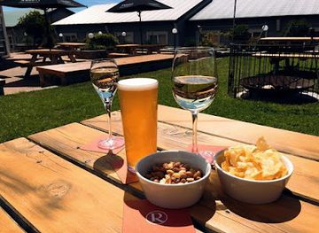 australia/kosciuszko-national-park/bar/squires-bar-at-rydges-snowy-mountains