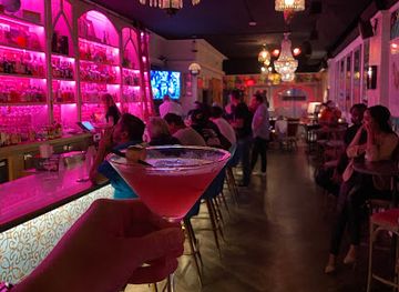 new-york/buffalo/bar/house-of-charm