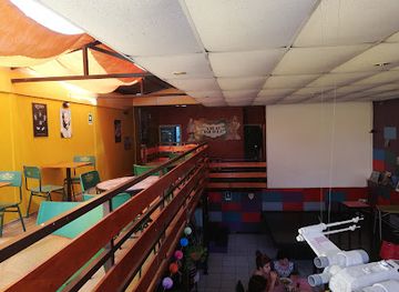 chile/arica-and-parinacota-region/bar/old-school-vieja-escuela-restobar