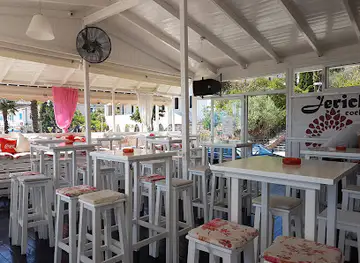 Jericho Cocktail Bar