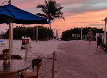 florida/st-petersburg-beach/bar/flying-bridge-bar-grill