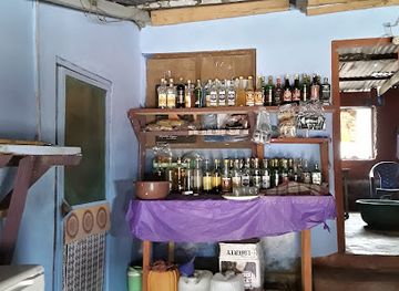 ghana/amedzofe/bar/hill-top-spot