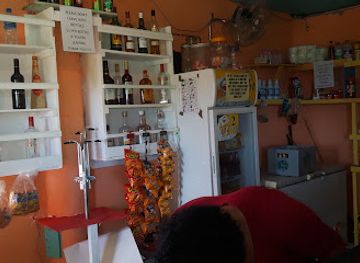 saint-lucia/vieux-fort-quarter/bar/sequeen-s-bar