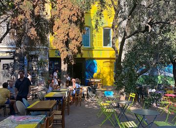 france/marseille/le-cours-julien/bar/le-51