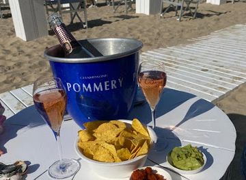 belgium/belgian-coast/bar/tiki-beach