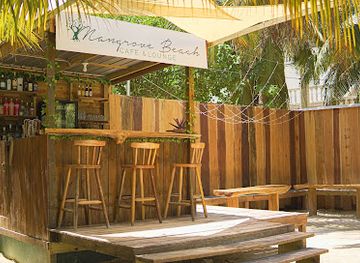 belize/caye-caulker/bar/mangrove-beach-cafe-lounge