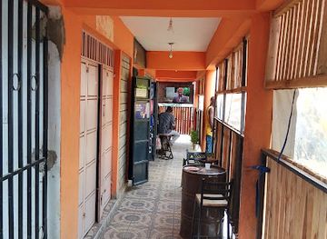 kenya/kisumu/nyamasaria/bar/doso-liquor-house