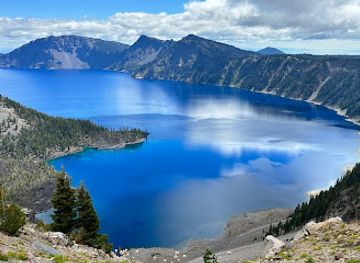 oregon/crater-lake-national-park/bar/crater-lake