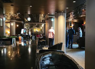 louisiana/kisatchie-national-forest/bar/the-mirror-room