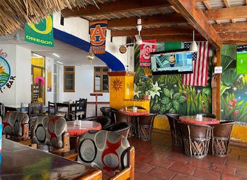 mexico/puerto-vallarta/marina-vallarta/bar/brandos-bar