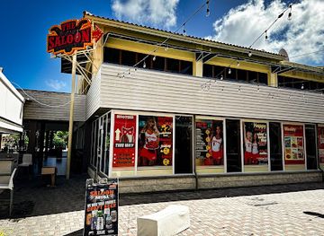 aruba/california-lighthouse/bar/saloon-bar-aruba