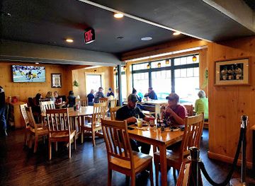 maine/sugarloaf-mountain/bar/sarge-s-sports-pub-grub