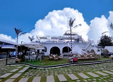 myanmar-burma/shan-state/bar/cherry-bar