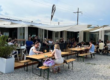 switzerland/vaud/bar/dive-bar-craft-brewery-taproom