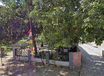 indonesia/pulau-moyo/bar/warung-plecing