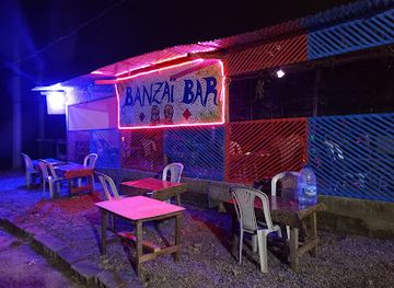 gabon/estuary-province/bar/banzai-bar