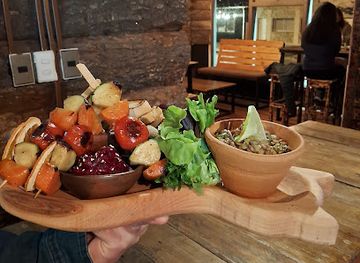 argentina/southern-patagonia/bar/onde-los-gatos-bar