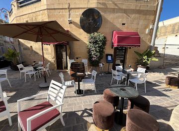 malta/zebbug-gozo/bar/pjazza-eat-drink-unwind