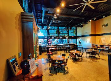 tennessee/rock-city/bar/gate-11-distillery