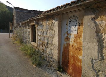 croatia/peljesac-peninsula/bar/vinarija-jurisic