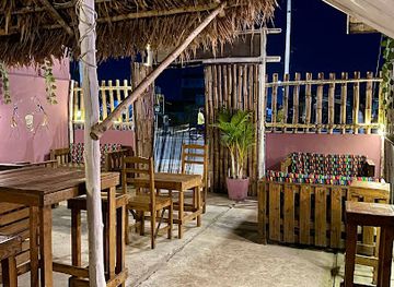 benin/atlantique/bar/tiki-bar-restaurant