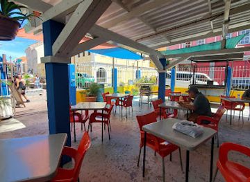 curacao/willemstad/punda/bar/gordo-grill-bar
