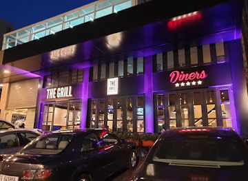 lebanon/tripoli/bar/the-grill