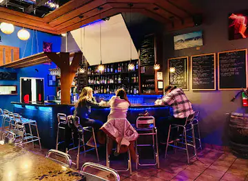 Blue Bar & Wine