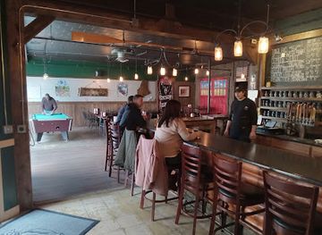 maine/penobscot-county/bar/black-bear-microbrewery