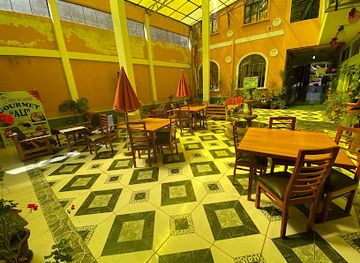 bolivia/copacabana/bar/ali