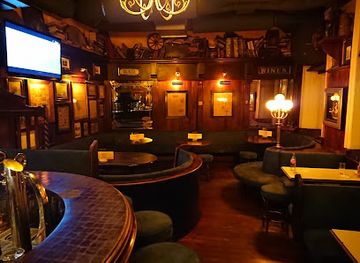 austria/vienna/hietzing/bar/das-alt