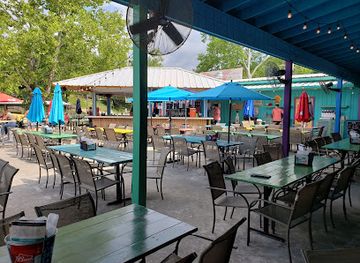 Franky & Louie's Beachfront Bar & Grill