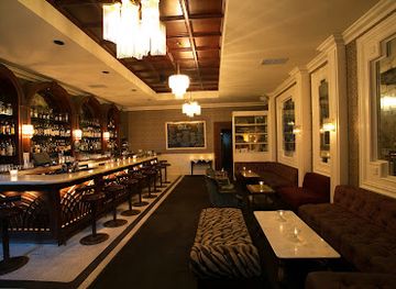 california/santa-monica/downtown-santa-monica/bar/bar-chloe