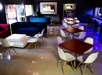 Long Street Lounge