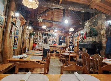 philippines/sagada/bar/log-cabin-sagada