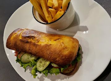 kosovo/vushtrri/bar/sunrise-lounge